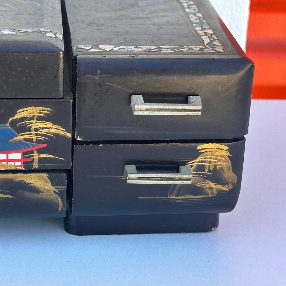 Vintage Black Lacquer Japanese Jewelry Music Box Working Music Sankyo Japan